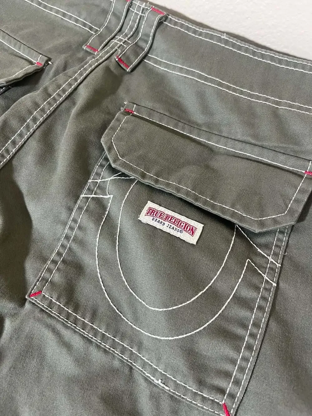 True Religion Big T Cargo Pants in Olive Green